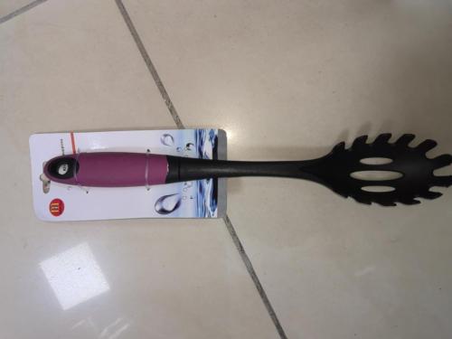 Utensilios de cocina （厨具）